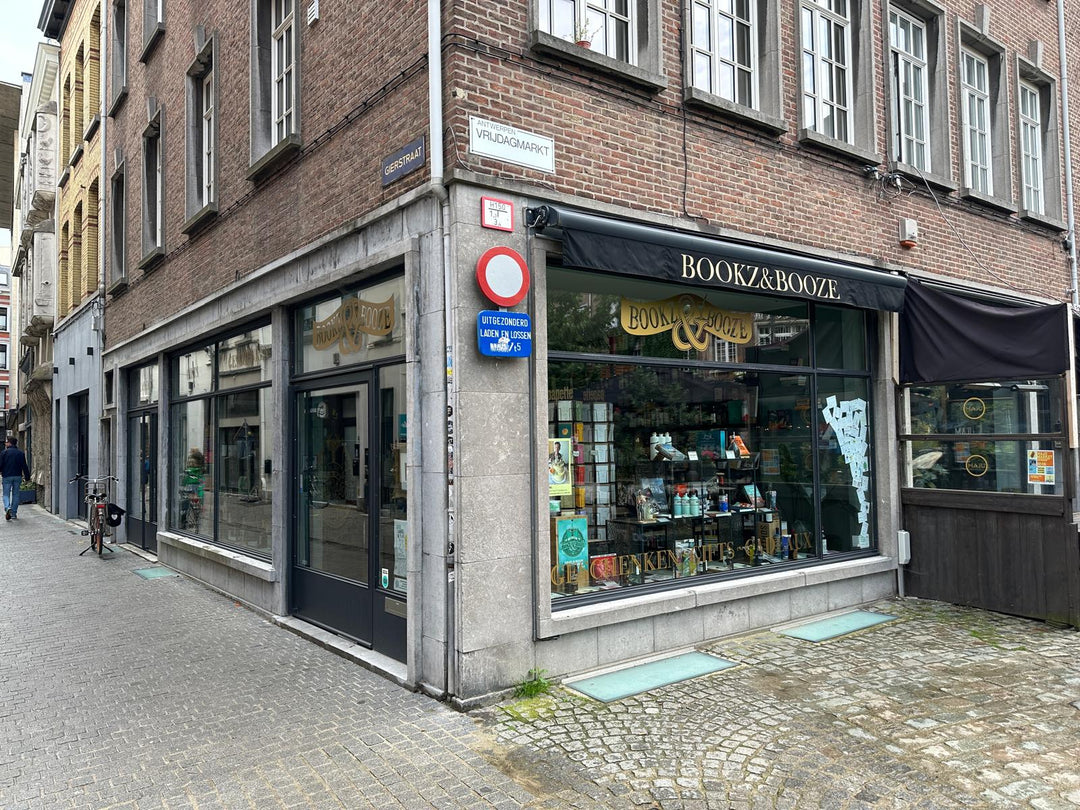 Explorer Anvers : Un voyage à travers l'histoire, les livres et le whisky