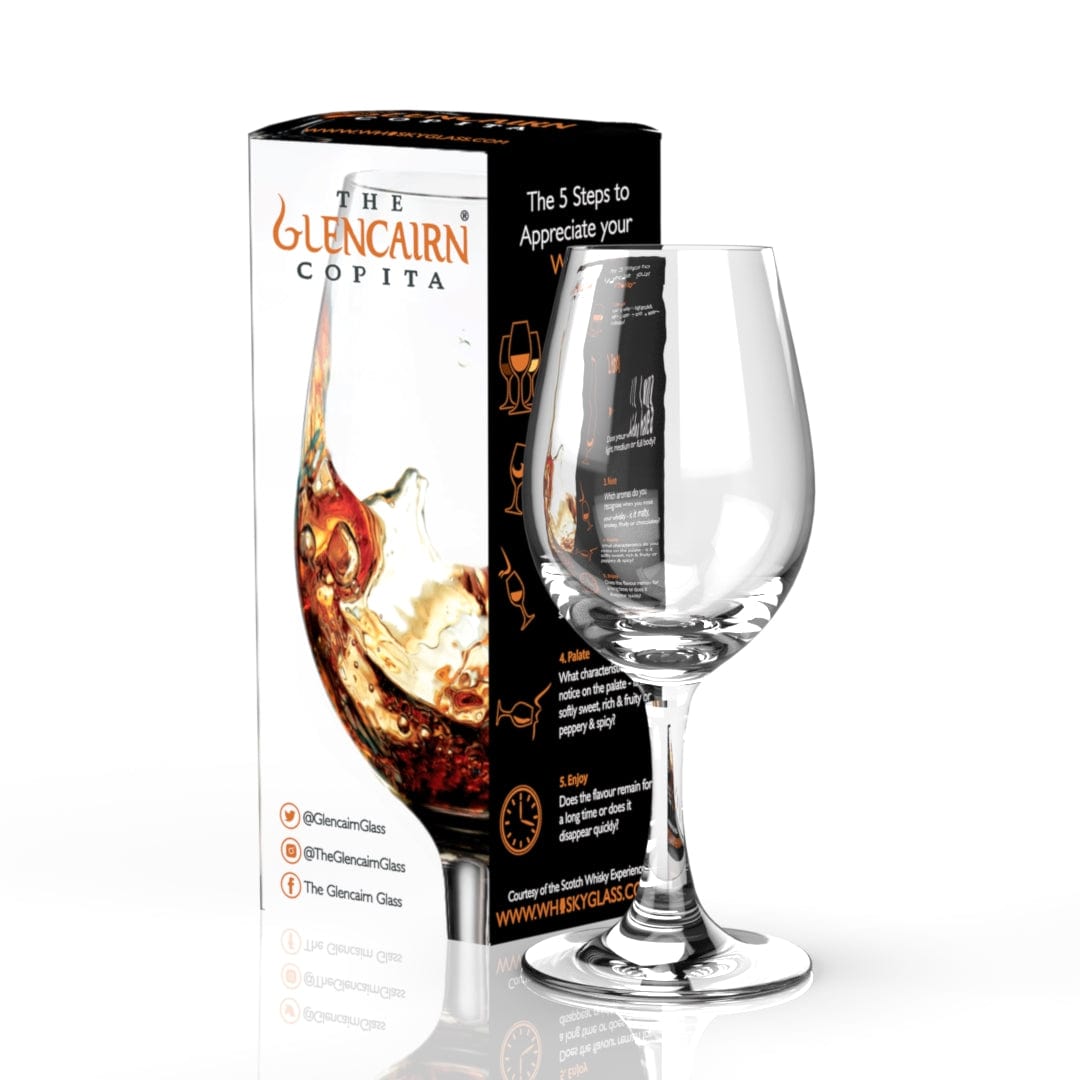 In this photo Glencairn Copita Mood4Whisky