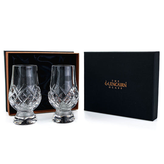 In this photo Glencairn Gift Set of 2 Cut Glasses Mood4Whisky