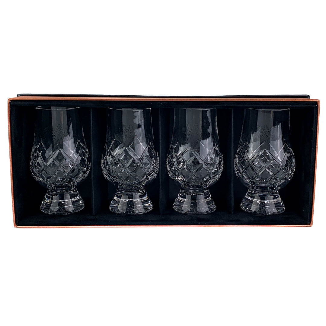 In this photo Glencairn Gift Set of 4 Cut Glasses Mood4Whisky