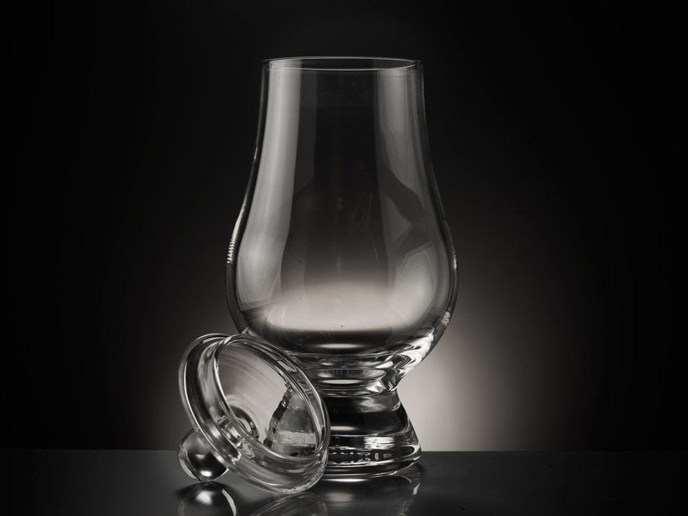 In this photo Glencairn Tasting Cap Mood4Whisky