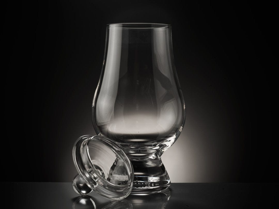 In this photo Glencairn Tasting Cap Mood4Whisky