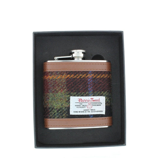 In this photo Hip Flask in Rust Check - Harris Tweed - Glen Appin of Scotland Mood4Whisky