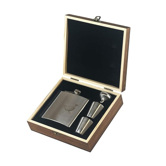 In this photo Metal Hip Flask Pheasant - Luxury Set - Metal Engraved - Selbraehouse Scotland Mood4Whisky