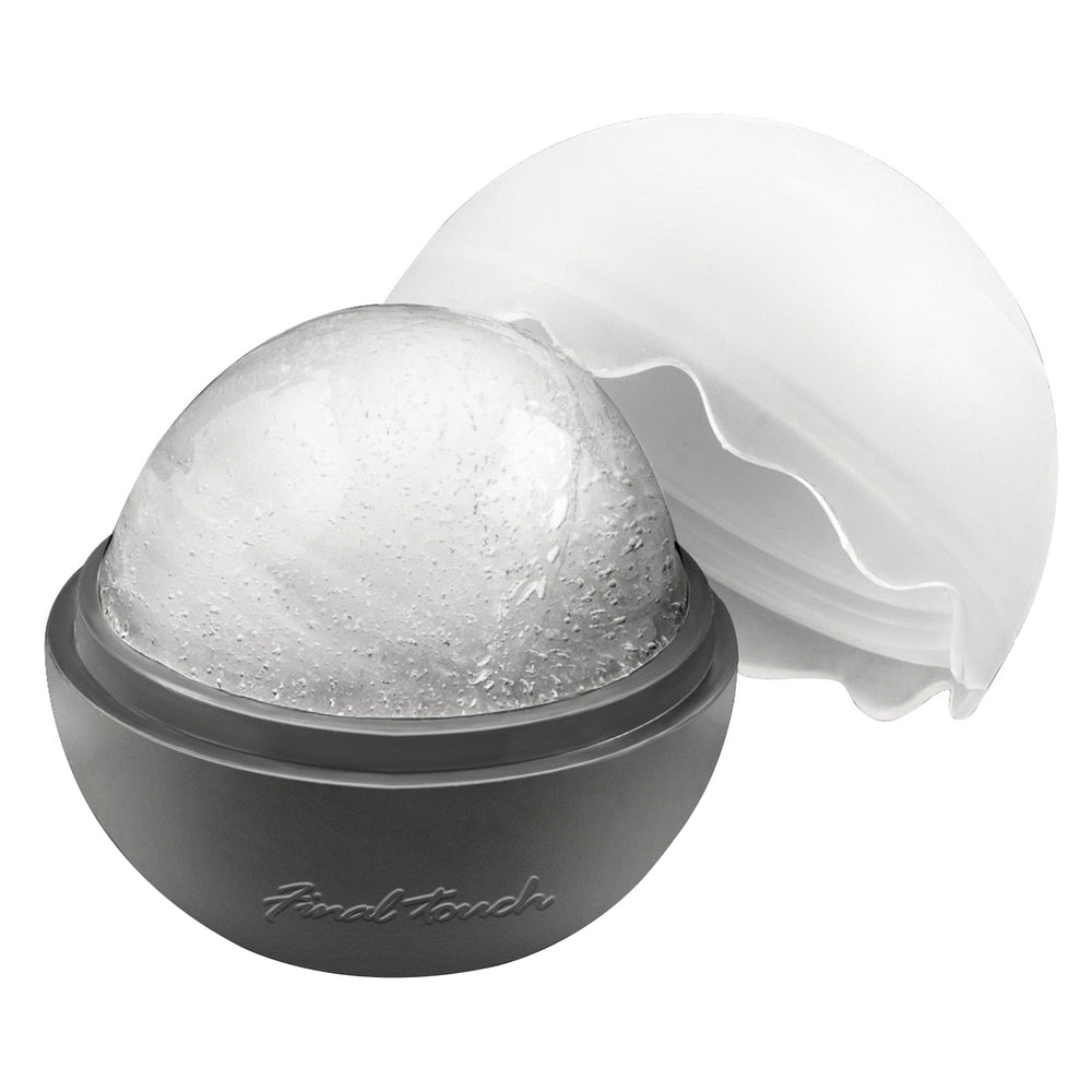 In this photo Whiskey Rock Glass with Ice Ball Mould - 236ml - Original Products Mood4whisky