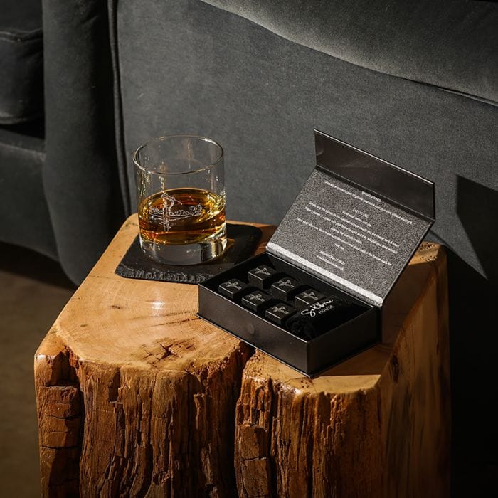 In this photo Whiskey stones Golf Mood4Whisky