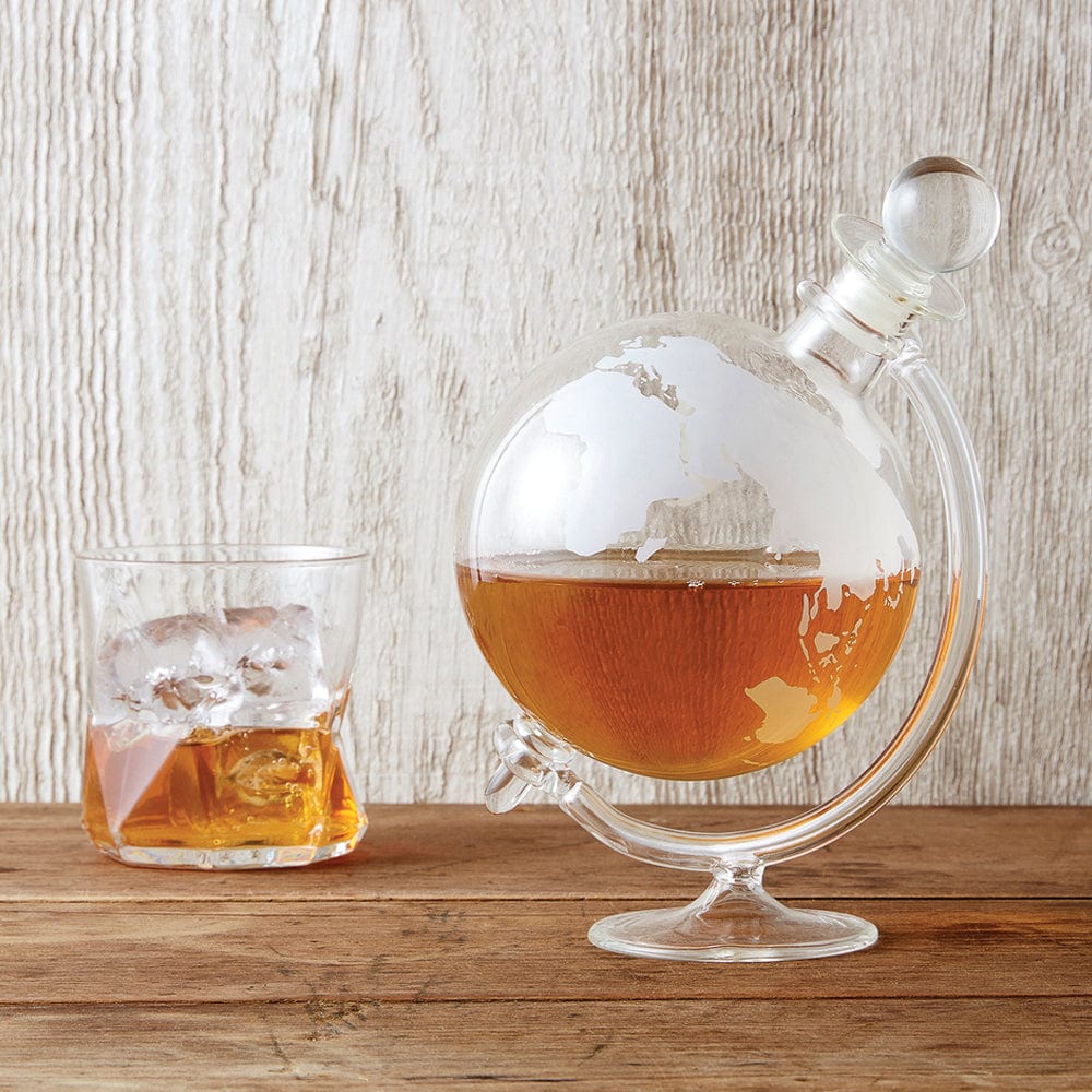 In this photo Whisky Decanter Globe - 750ml - Hand Blown - Original Products Mood4whisky