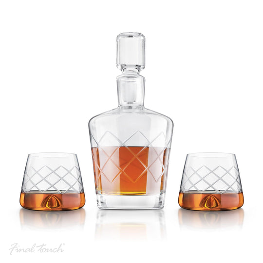 In this photo Whisky Decanter Set Japanese Inspired - Lead Free Crystal - Handcrafted - Final Touch Mood4whisky