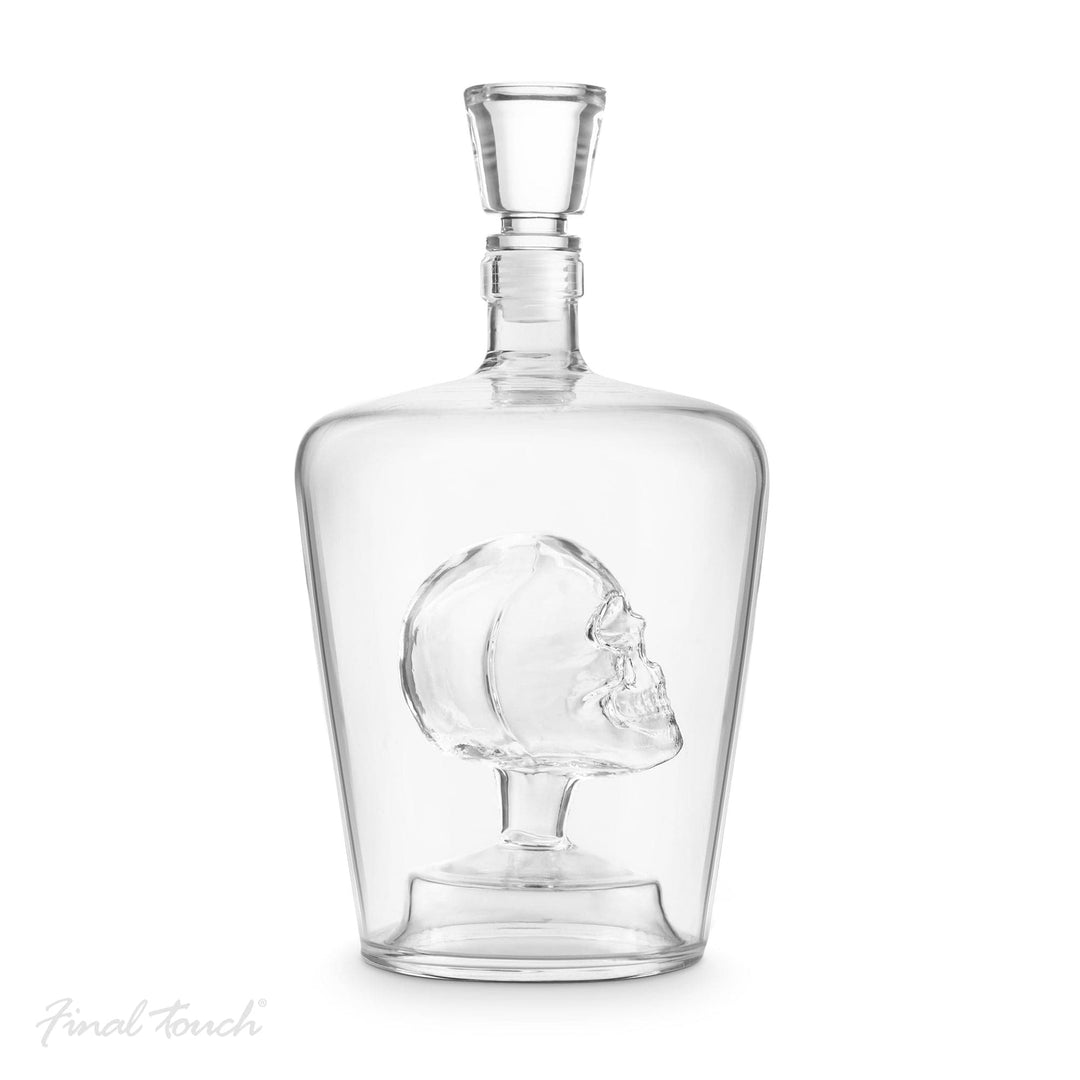 In this photo Whisky Decanter Skull - 1000ml - Glass - Handcrafted - Final Touch Mood4whisky