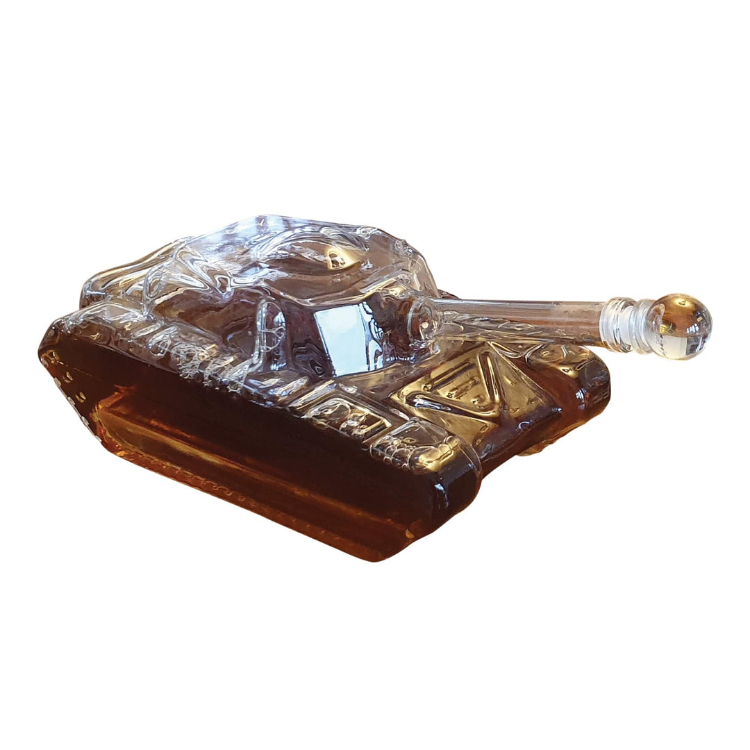 In this photo Whisky Decanter Tank - 1000ml - Hand Blown - Original Products Mood4whisky