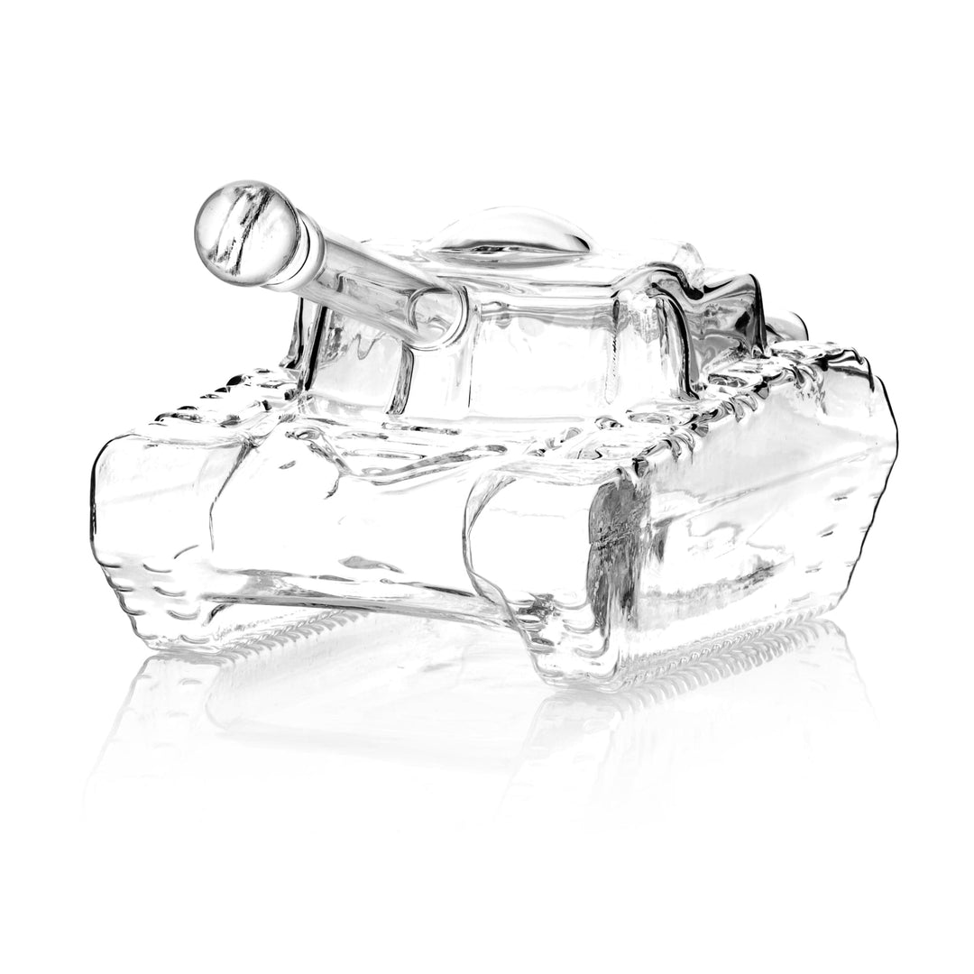 In this photo Whisky Decanter Tank - 1000ml - Hand Blown - Original Products Mood4whisky