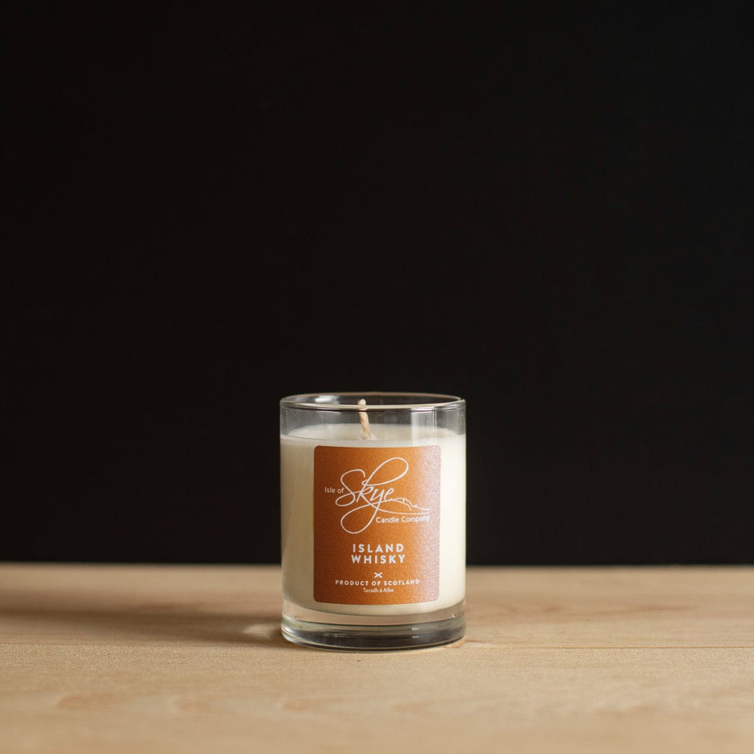In this photo Isle of Skye Candle Island Whisky Mini Tumbler MoodCompanyNL