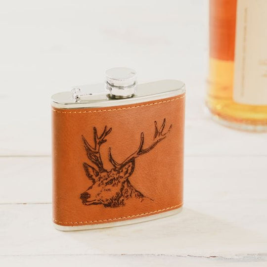 Selbrae House – Hip Flask – Leather – Stag Design – 177 ml - Mood4whisky